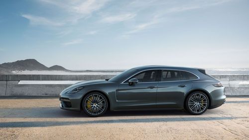 保时捷Panamera Turbo：动力与设计的完美结合