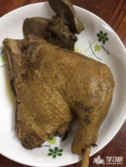 家常卤鸭子：简单美味，一家人的盛宴