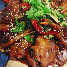 麻辣鸭头制作指南：详细步骤与调料搭配