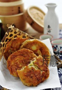 阿大葱油饼：酥脆美味的家常制作方法