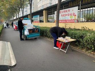 城管与摆摊：街头商贩如何正确应对执法